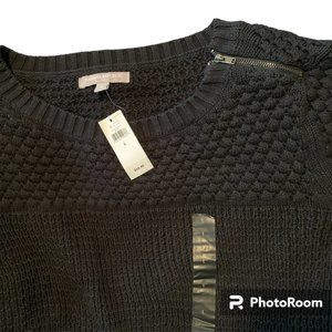 NWT Banana Republic Black Size Large 100% Cotton Sweater with zipper on shoulder